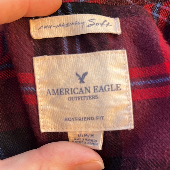 AMERICAN EAGLE PLAID BUTTON DOWN - Picture 7 of 7